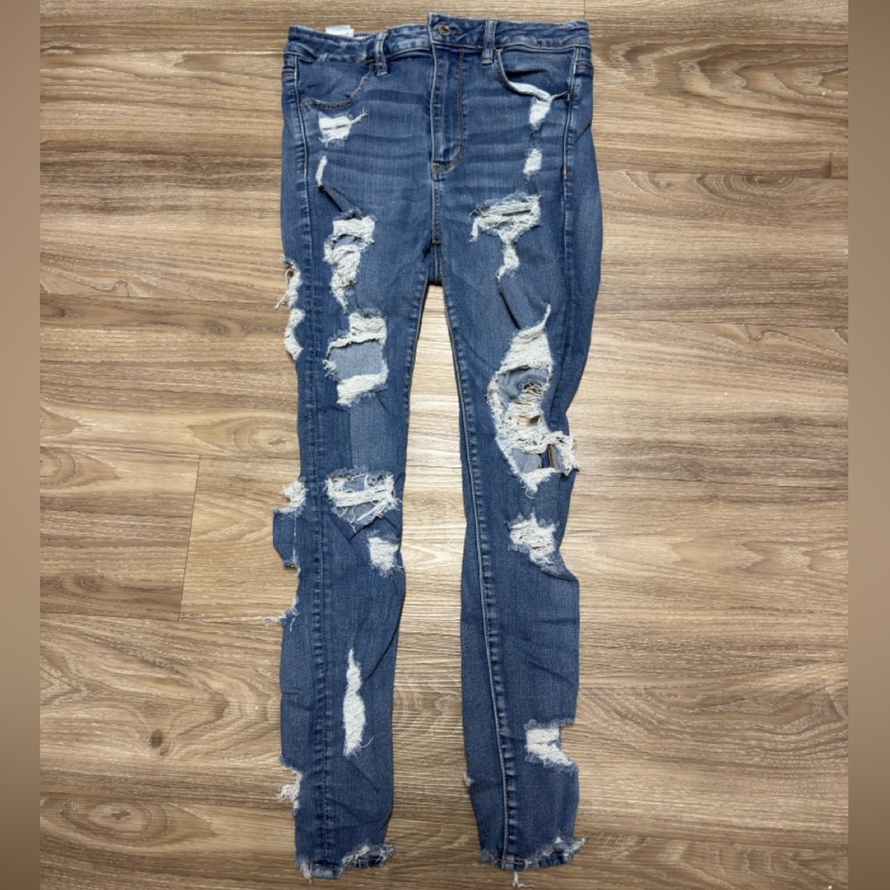 American Eagle Distressed Skinny Jeans